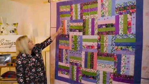 Easy No-Match Jelly Roll Quilt Tutorial | DIY Joy Projects and Crafts Ideas