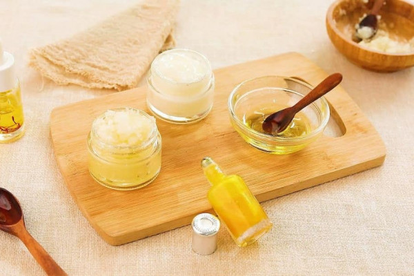 4 Best Ways to Get Healthy, Baby Soft and Pink Lips