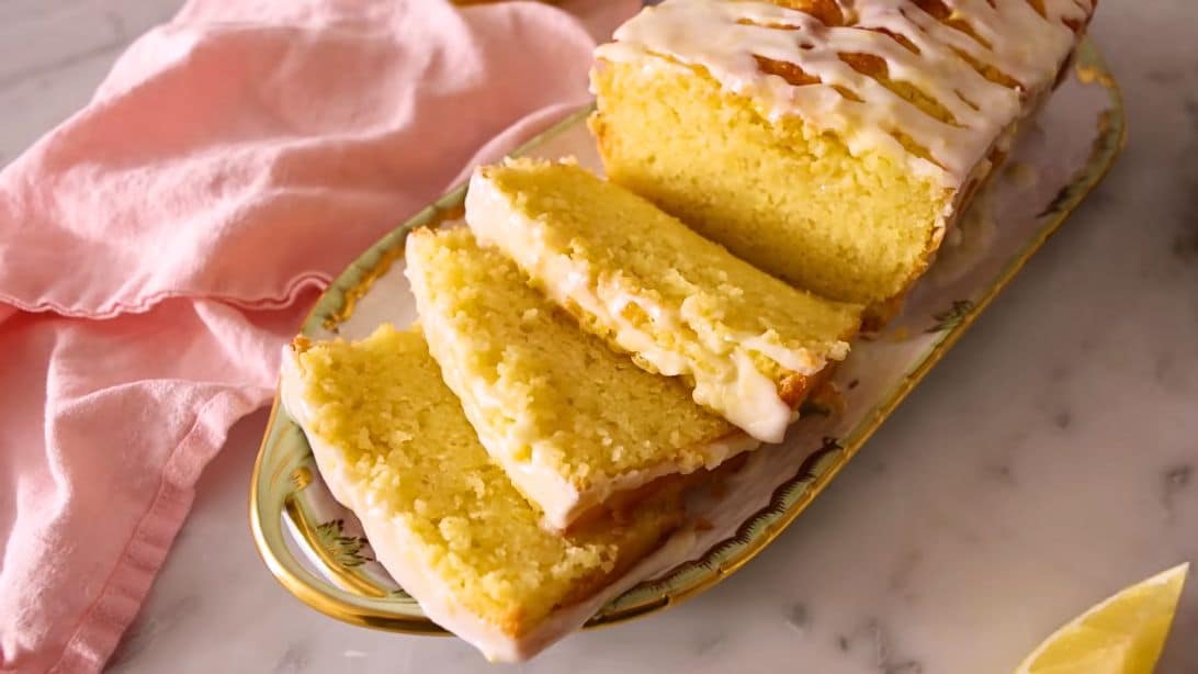 Amazing Lemon Pound Cake Recipe