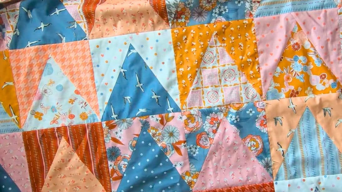 Bohemian Peak Layer Cake Quilt Pattern (Zero Waste) | DIY Joy Projects and Crafts Ideas