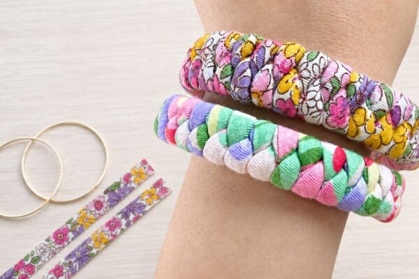 DIY fabric bracelet tutorial