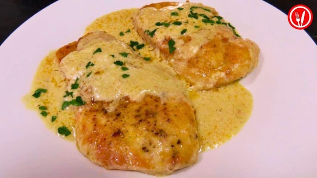 Easy Creamy Garlic Chicken Recipe