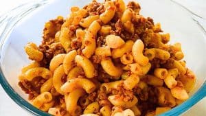 Easy & Inexpensive Beef Macaroni Recipe for Dinner