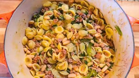 Easy Stovetop One-Pot Sausage, Bean, and Pasta Recipe | DIY Joy Projects and Crafts Ideas