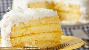 Moist and Fluffy Coconut Cake With Lemon Curd