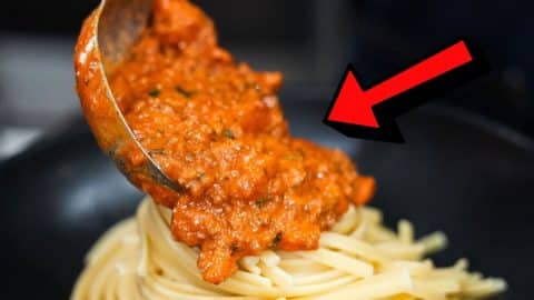 Mouth-Watering Meaty Bolognese Sauce Recipe | DIY Joy Projects and Crafts Ideas