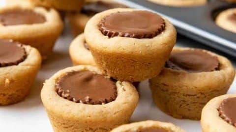 Peanut Butter Cup Cookies Recipe | DIY Joy Projects and Crafts Ideas