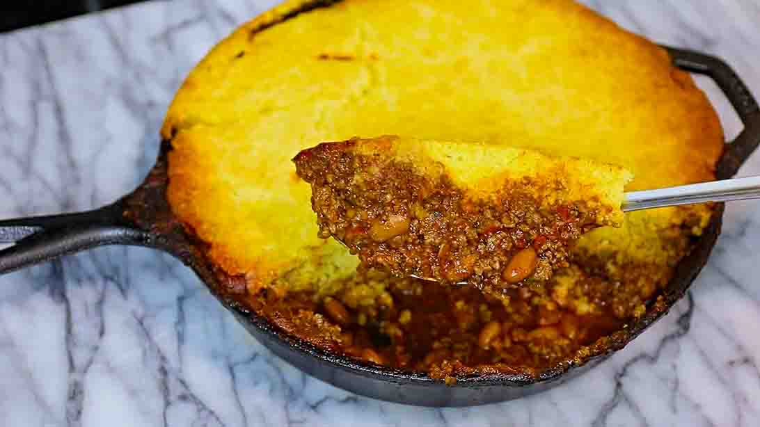 Chili Cornbread Casserole Recipe | DIY Joy Projects and Crafts Ideas