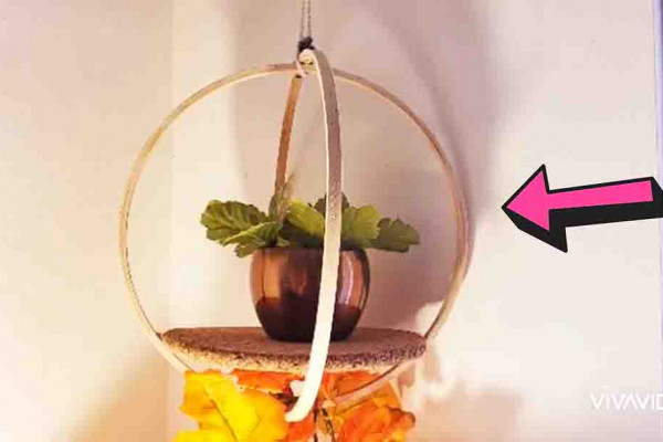 DIY Hanging Shelf Using Embroidery Hoops