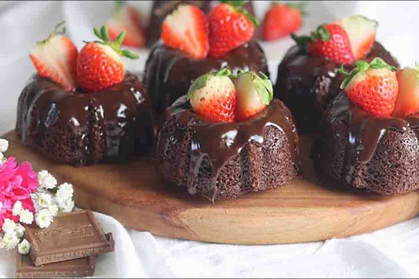 Mini Double Chocolate Bundt Cakes Recipe