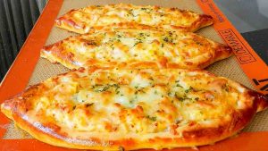 Mozzarella Cheese Potato Pide Recipe