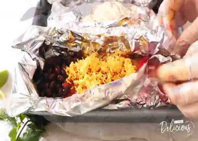 Southwestern Chicken & Rice Foil Packets - DIY Joy