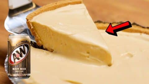 5-Ingredient Root Beer Float Pie Recipe | DIY Joy Projects and Crafts Ideas