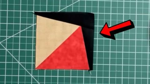 Cutting Corners Quilt Block | DIY Joy Projects and Crafts Ideas