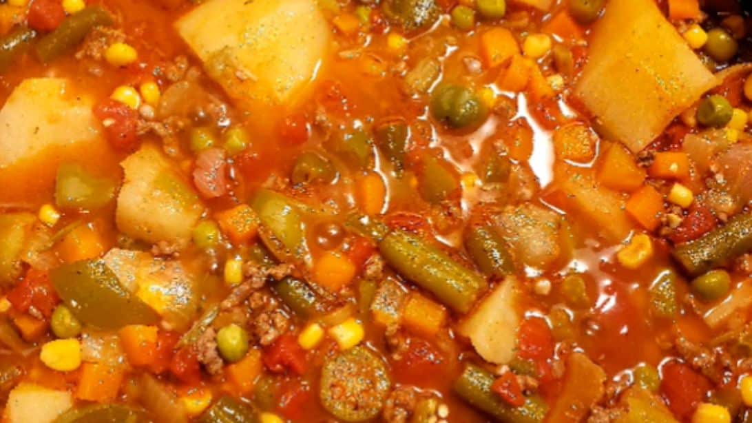 Grandma Hamburger Vegetable Soup | DIY Joy Projects and Crafts Ideas