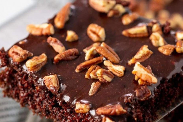 The Most Amazing Texas Sheet Cake