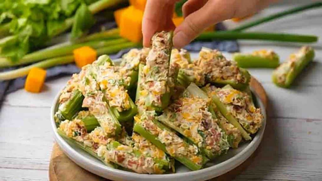 Cheddar Bacon Celery Sticks Recipe