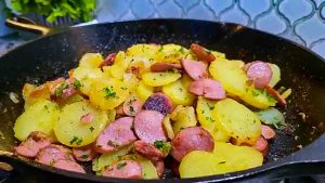 Sausage and Potatoes Skillet Recipe