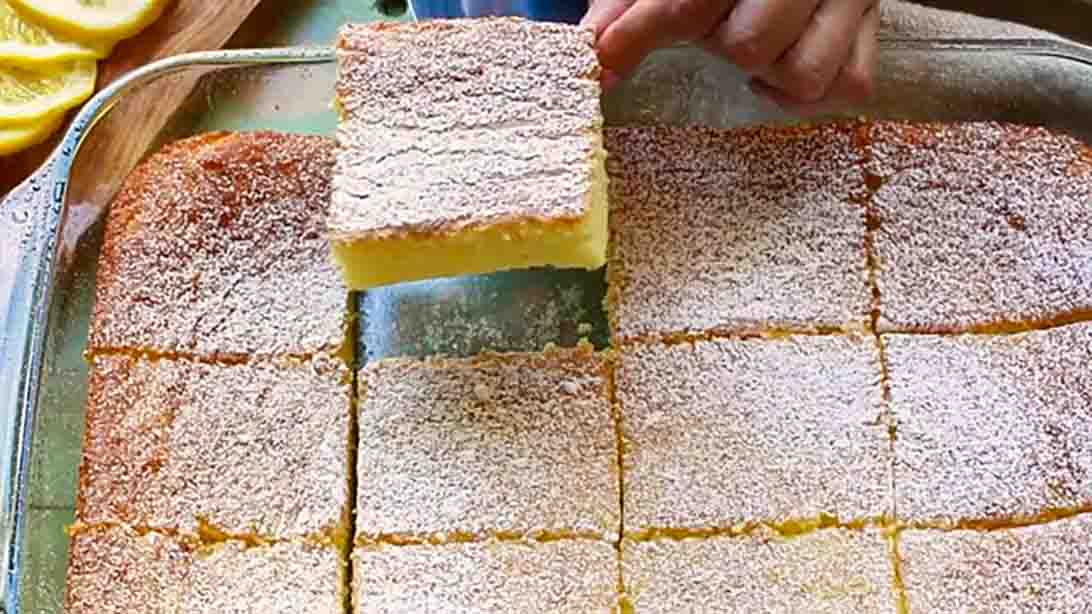 2-Ingredient Lemon Bars Recipe | DIY Joy Projects and Crafts Ideas