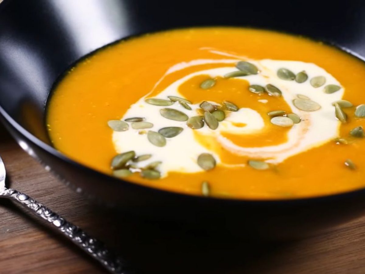 Carrot Ginger Soup Recipe (Easy to Make!) - Foolproof Living