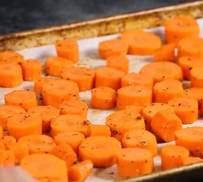 https://diyjoy.com/wp-content/uploads/2023/10/Best-Carrot-Ginger-Soup-Recipe-Ingredients.jpg