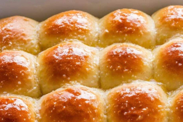 Best Fluffy Dinner Rolls Recipe