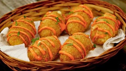Cheese Chili Poppers | DIY Joy Projects and Crafts Ideas