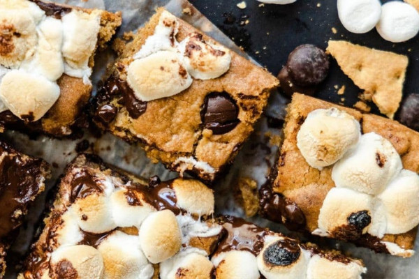Chocolate Chip S'mores Cookie Bars