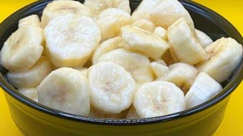 Easy 4-Ingredient Chilled Banana Salad Recipe | DIY Joy Projects and Crafts Ideas