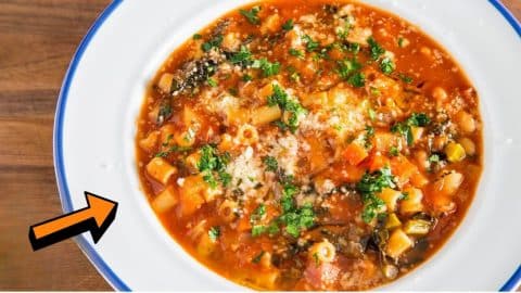 Easy Classic Minestrone Soup Recipe | DIY Joy Projects and Crafts Ideas