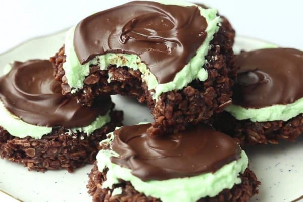 Easy No-Bake Mint Chocolate Cookies Recipe