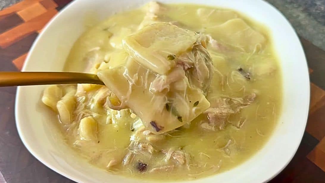 Grandma's Easy Chicken And Dumplings Recipe