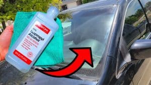 How to Make Your Windshield Clear Using Alcohol