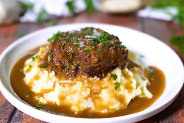 Easy Crockpot Salisbury Steak Recipe