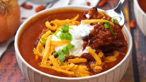 Homemade Cafeteria Chili Recipe | DIY Joy Projects and Crafts Ideas