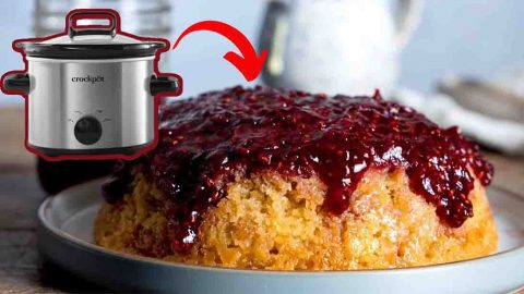 Slow Cooker Jam Sponge Pudding Recipe | DIY Joy Projects and Crafts Ideas