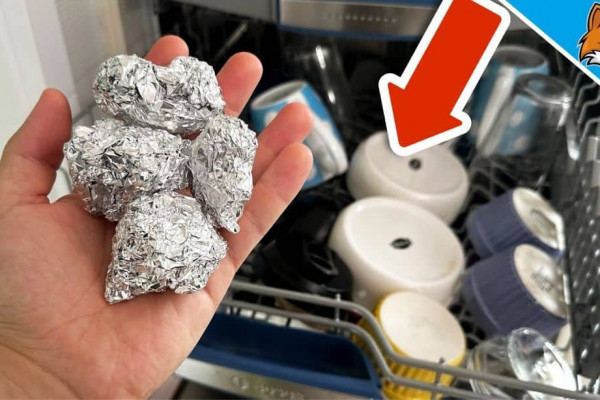 A Must-Try Aluminum Foil Dishwasher Hack