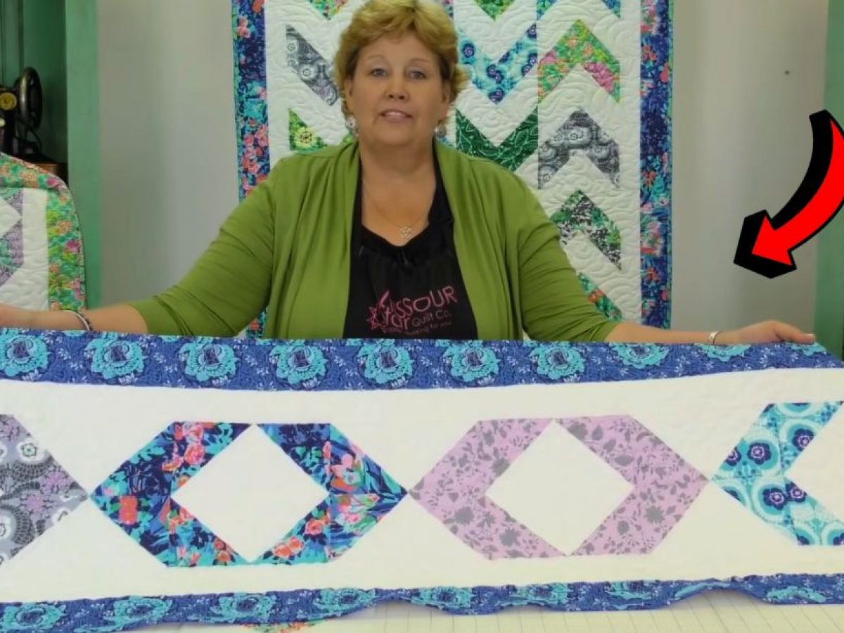 Make a Sew Many Squares Quilt with Jenny Doan of Missouri Star (Video  Tutorial) 