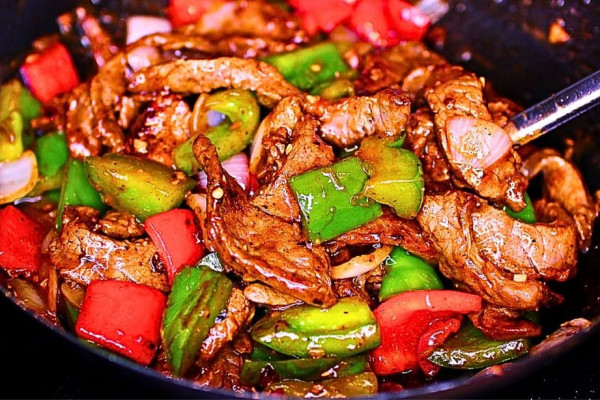 Easy 15-Minute Stir-Fried Pepper Steak Recipe
