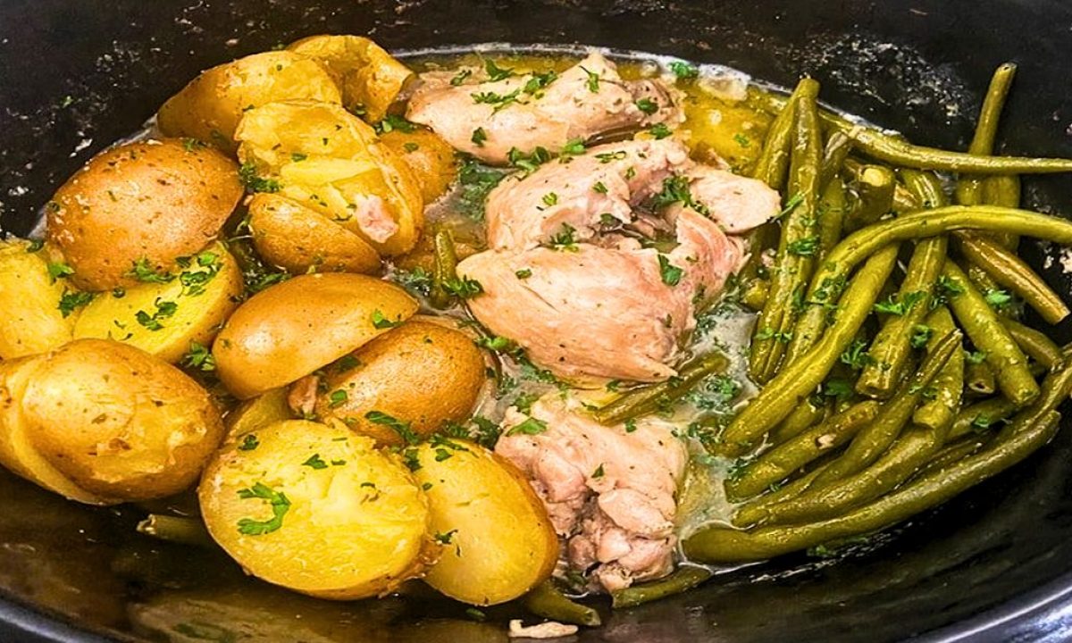 Crockpot Garlic Butter Chicken - Crock Pots and Flip Flops