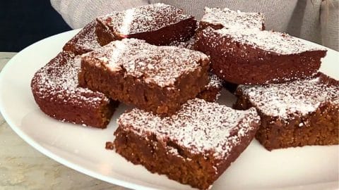 Easy Gingerbread Blondies Recipe | DIY Joy Projects and Crafts Ideas