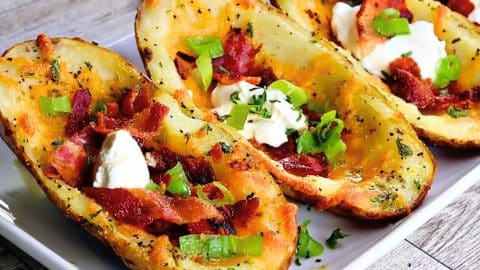 Easy-to-Make Crispy Potato Skins | DIY Joy Projects and Crafts Ideas
