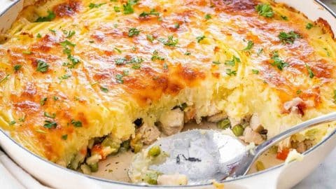 Easy-to-Make Skillet Turkey Shepherd’s Pie | DIY Joy Projects and Crafts Ideas