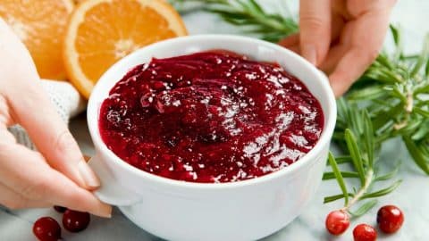 3-Ingredient Homemade Cranberry Sauce (Plus Variations) | DIY Joy Projects and Crafts Ideas