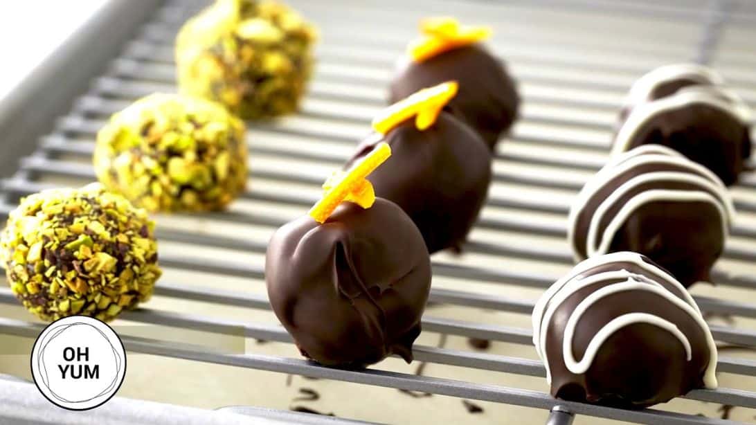 How To Make Chocolate Truffles Like A Pro! | DIY Joy Projects and Crafts Ideas