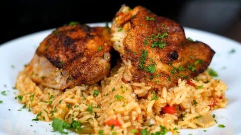 Easy One Pot Chicken and Rice Recipe | DIY Joy Projects and Crafts Ideas
