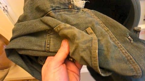 How to Wash Greasy Clothes Easily | DIY Joy Projects and Crafts Ideas