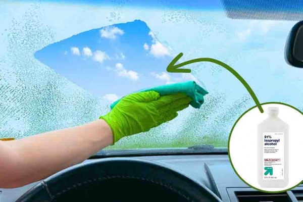The Easiest Way to Clean the Inside of Your Windshield
