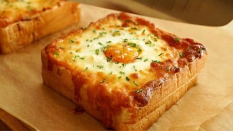 Crispy Egg Cheese Toast | DIY Joy Projects and Crafts Ideas