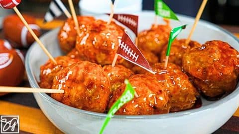 Easy 20-Minute Firecracker Meatballs Recipe | DIY Joy Projects and Crafts Ideas